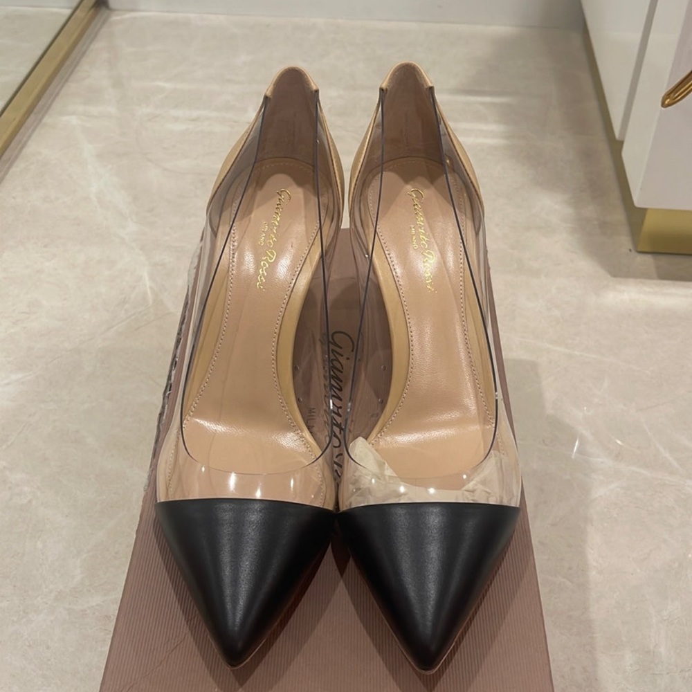 GIANVITO ROSSI HEELS BEIGE AND BLACK